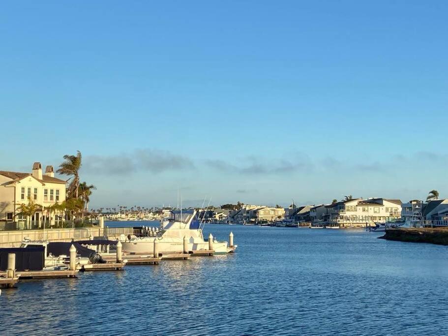 Gateway To Oxnard Beach Екстериор снимка